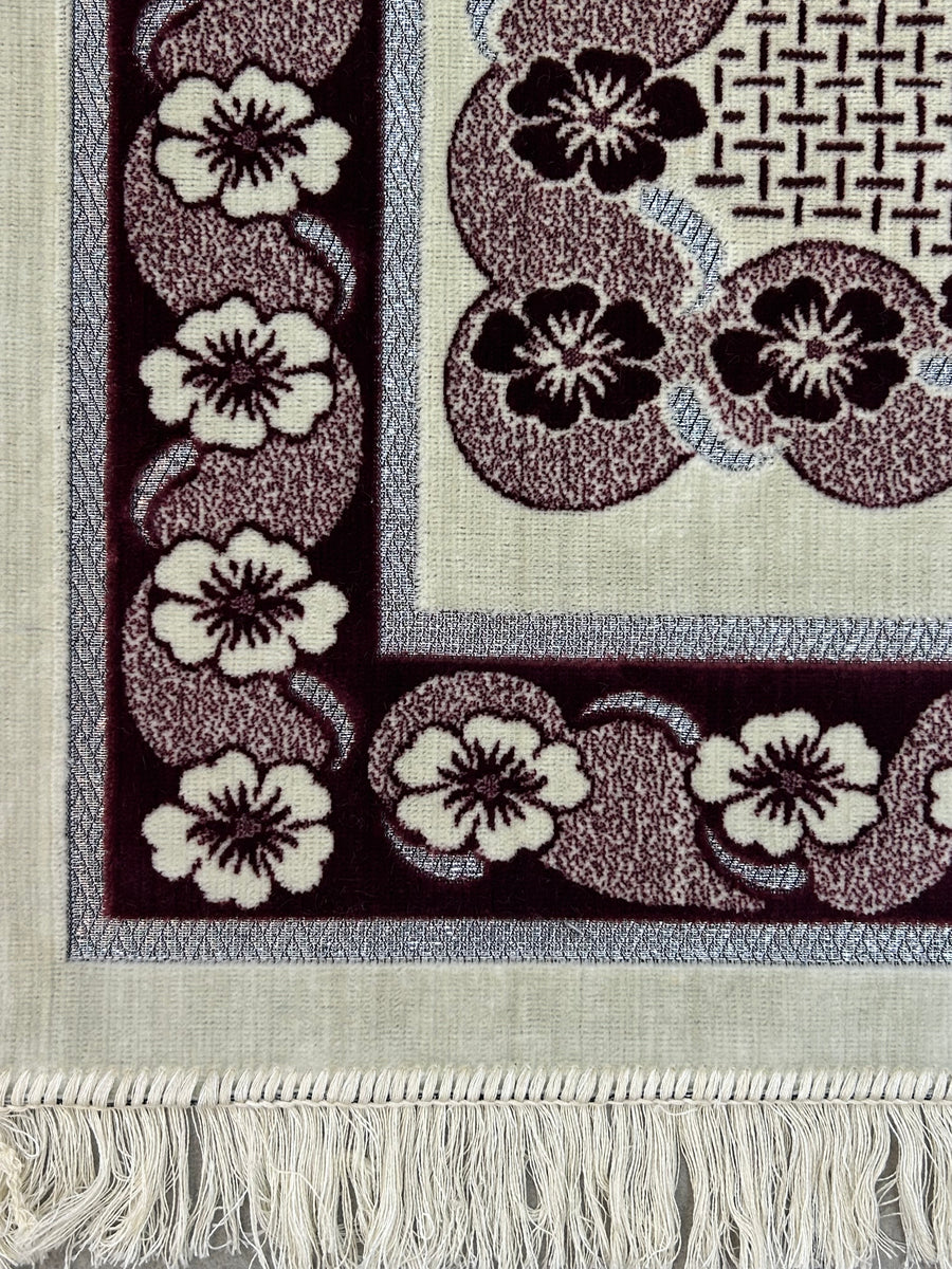 Fancy Flower Prayer Rug – fancy label